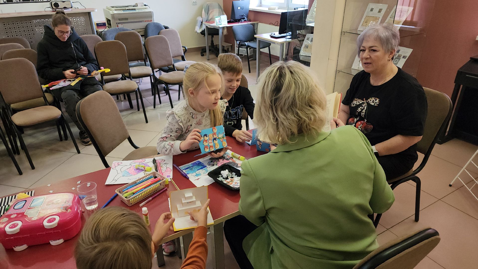 пушкино, дети, центральная библиотека, мастер-класс, открытка, малыши, книга, дети и родители,