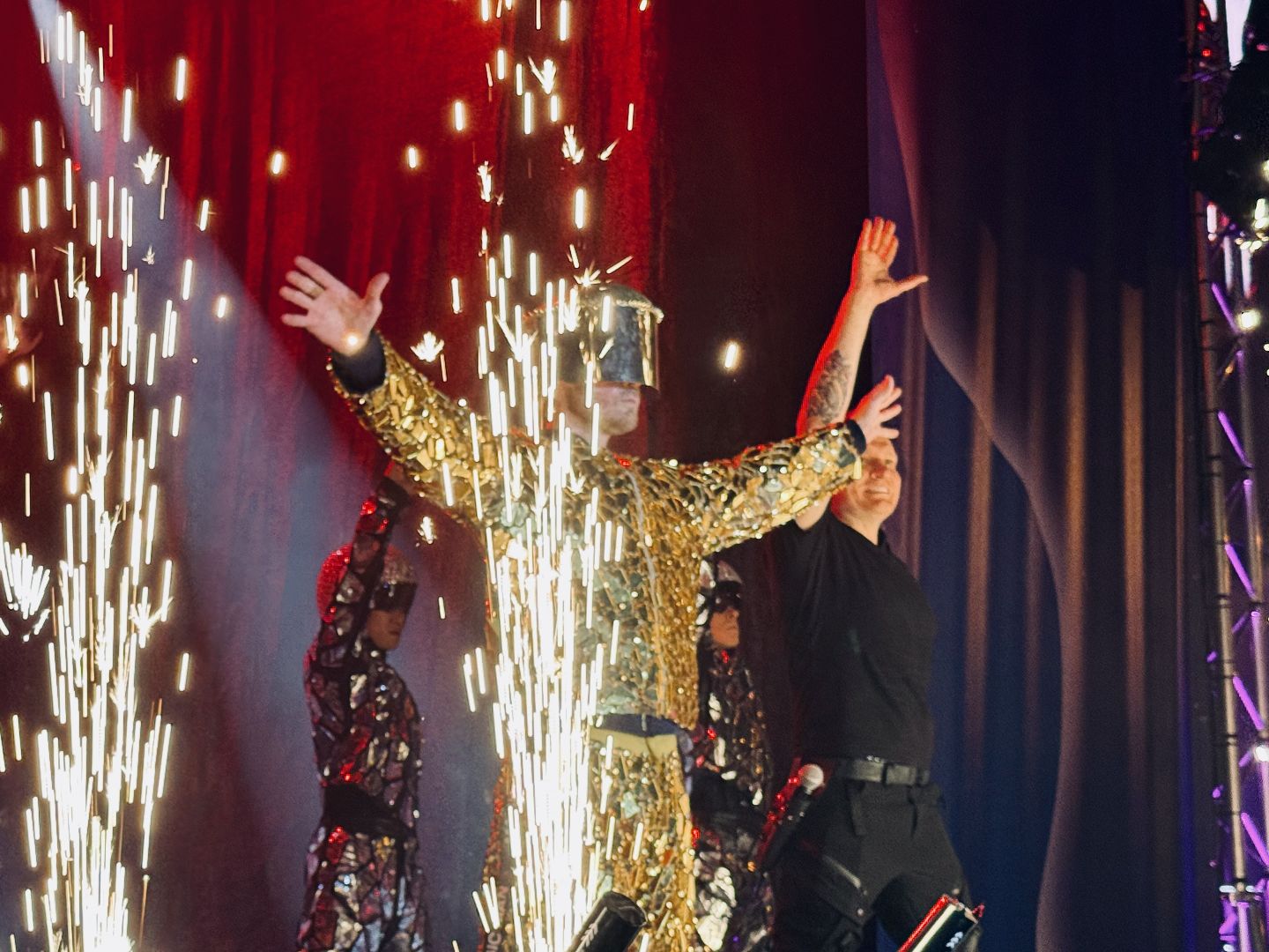 раменское, раменский городской парк, маги в парках, братья сафроновы, фестиваль иллюзионного искусства,