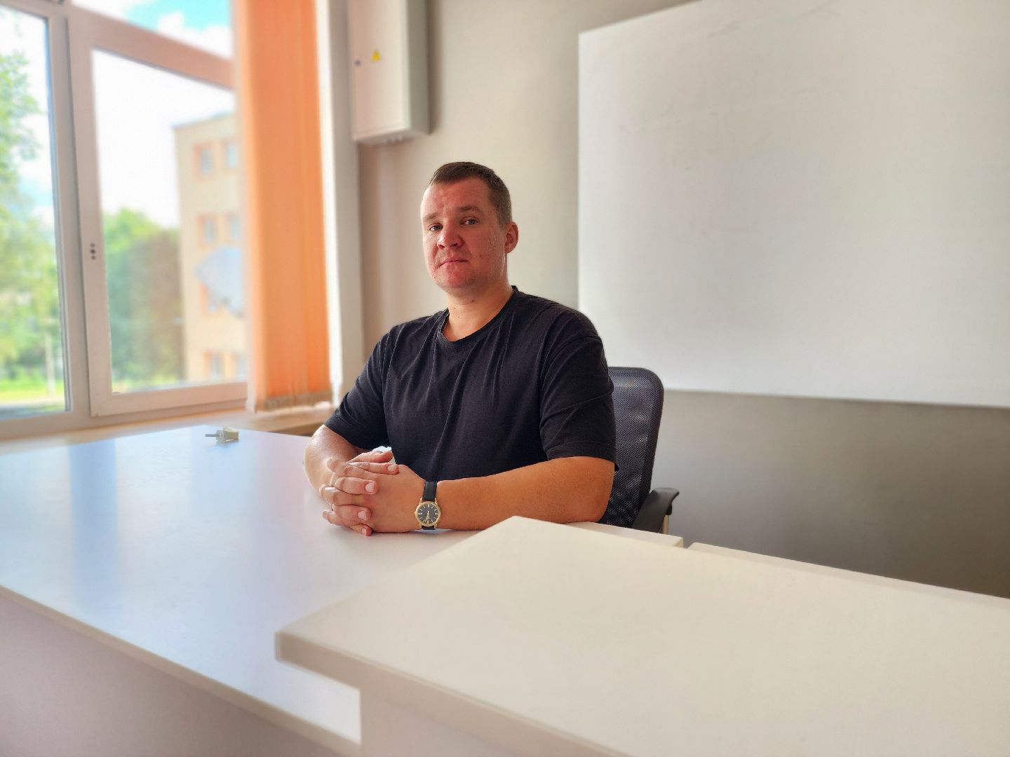 Черноголовка, Образование, Новый учитель,