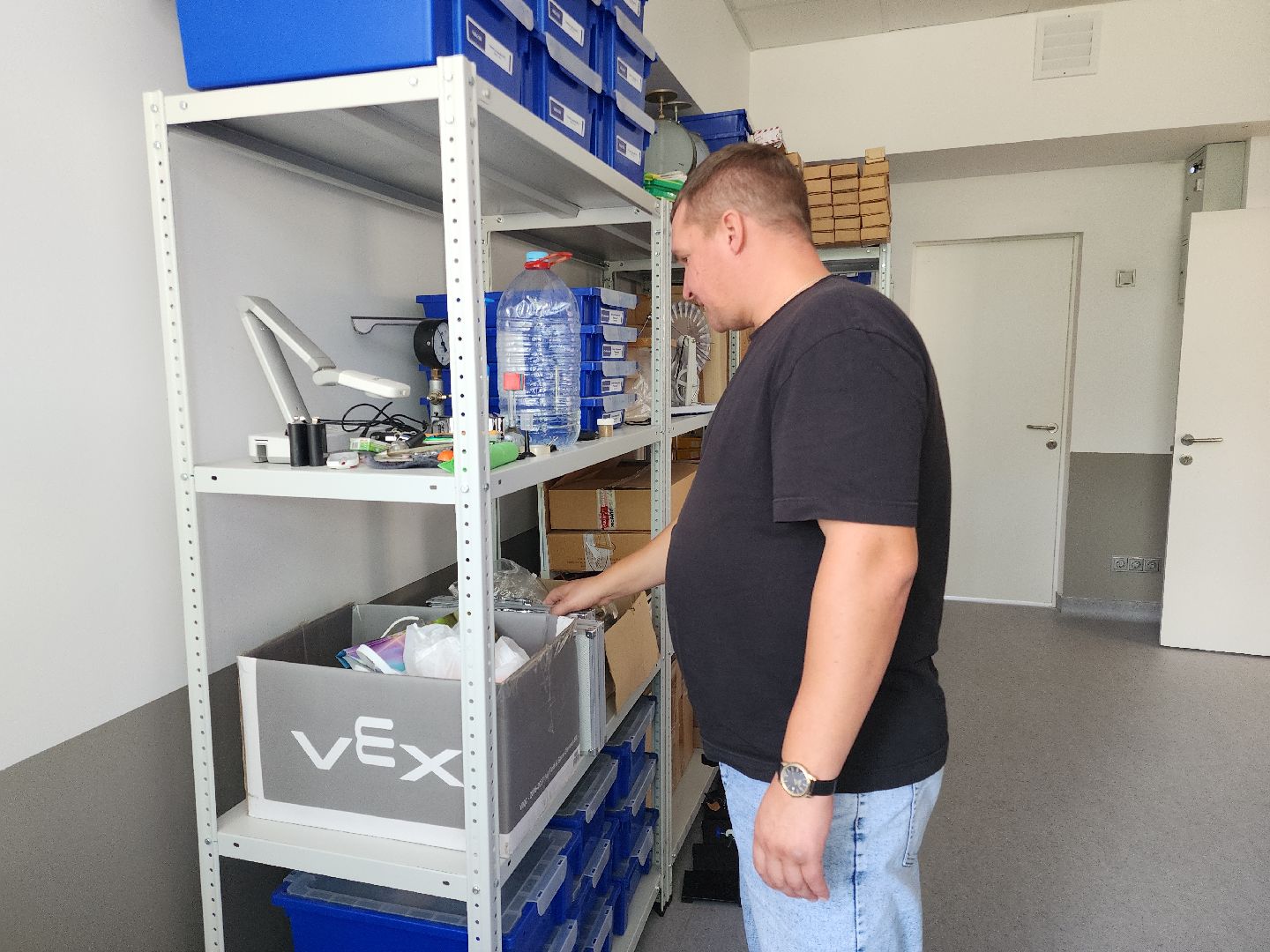 Черноголовка, Образование, Новый учитель,