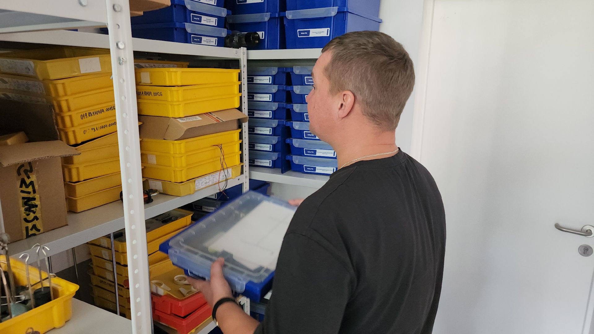 Черноголовка, Образование, Новый учитель,