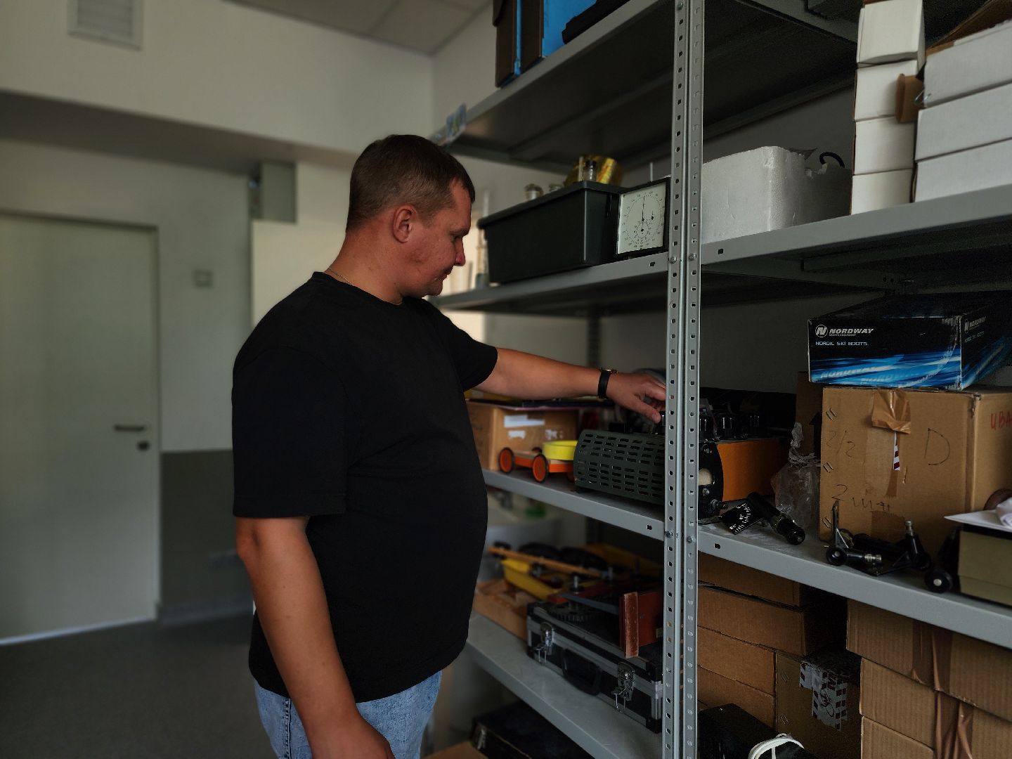 Черноголовка, Образование, Новый учитель,