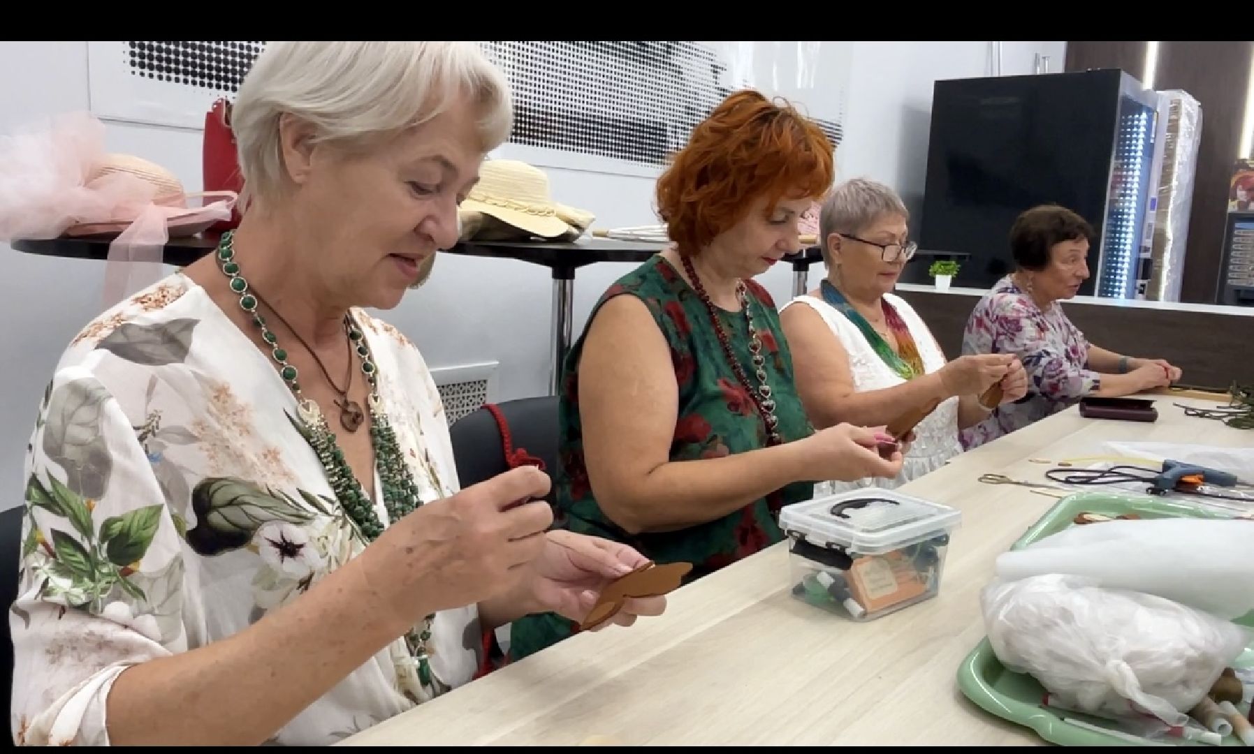 помощь бойцам сво, чебурашка, дамские рукоделия, цдк звезда, наро-фоминск,