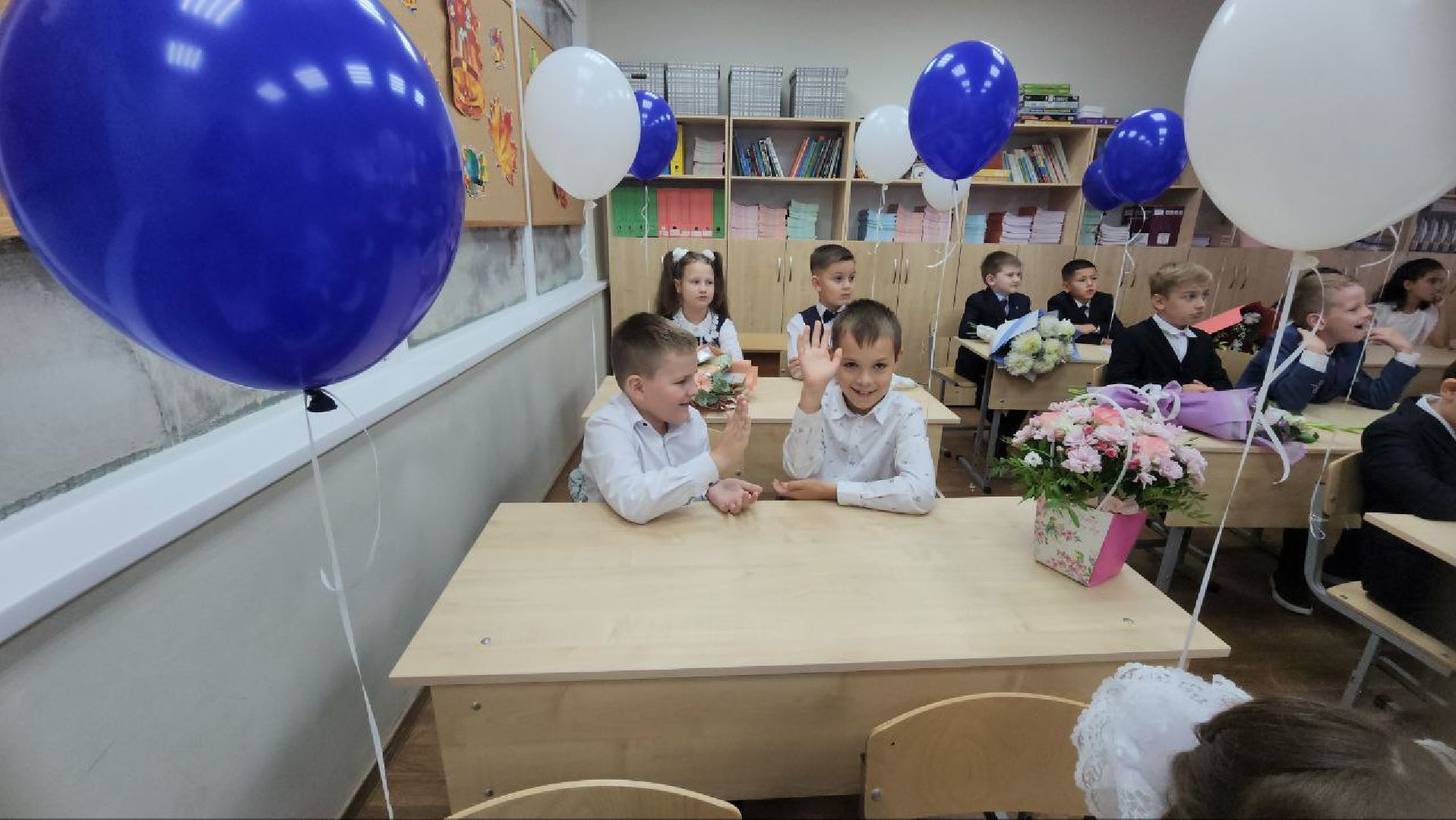 Реутов, образование, ремонт, школа,физтех классы, новая мебель,