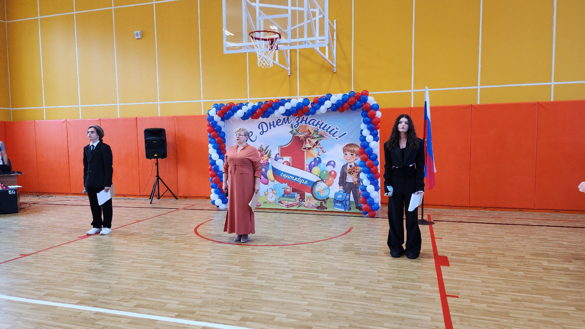 солнечногорск, 1 сентября, поварово, поваровская школа, дети вместо цветов,