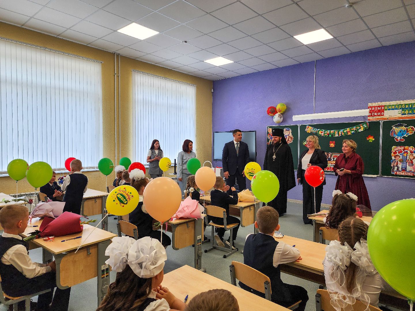 Подольск, День знаний, школа на 1100 мест, 1 сентября, Линейка,