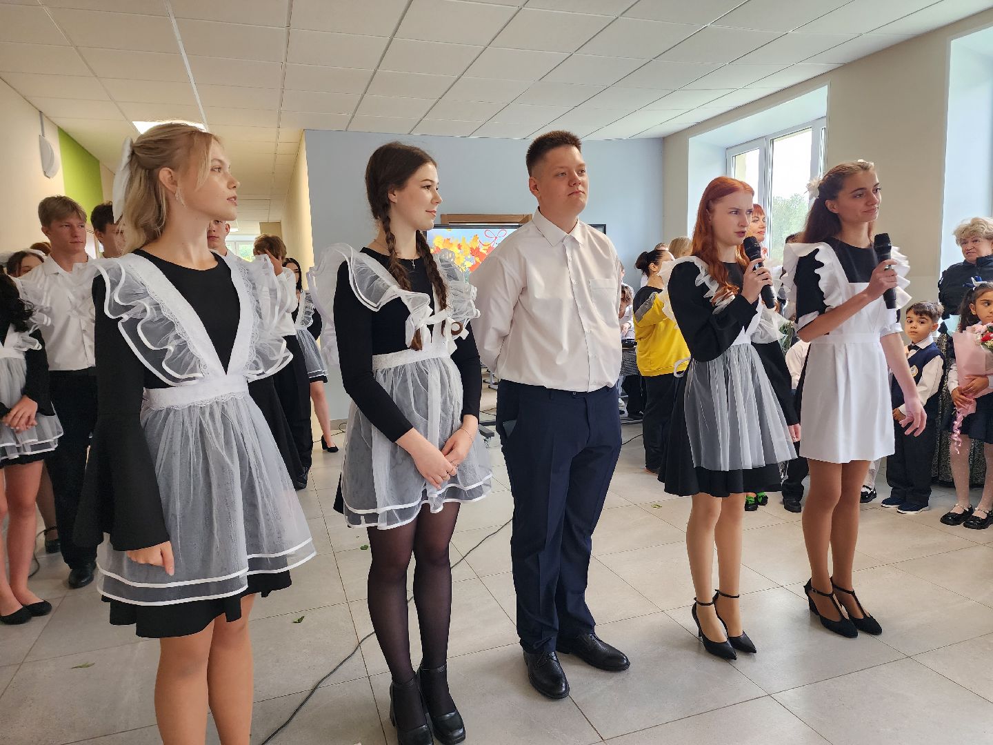 солнечногорск, школа , дети , день знаний, первоклассники,