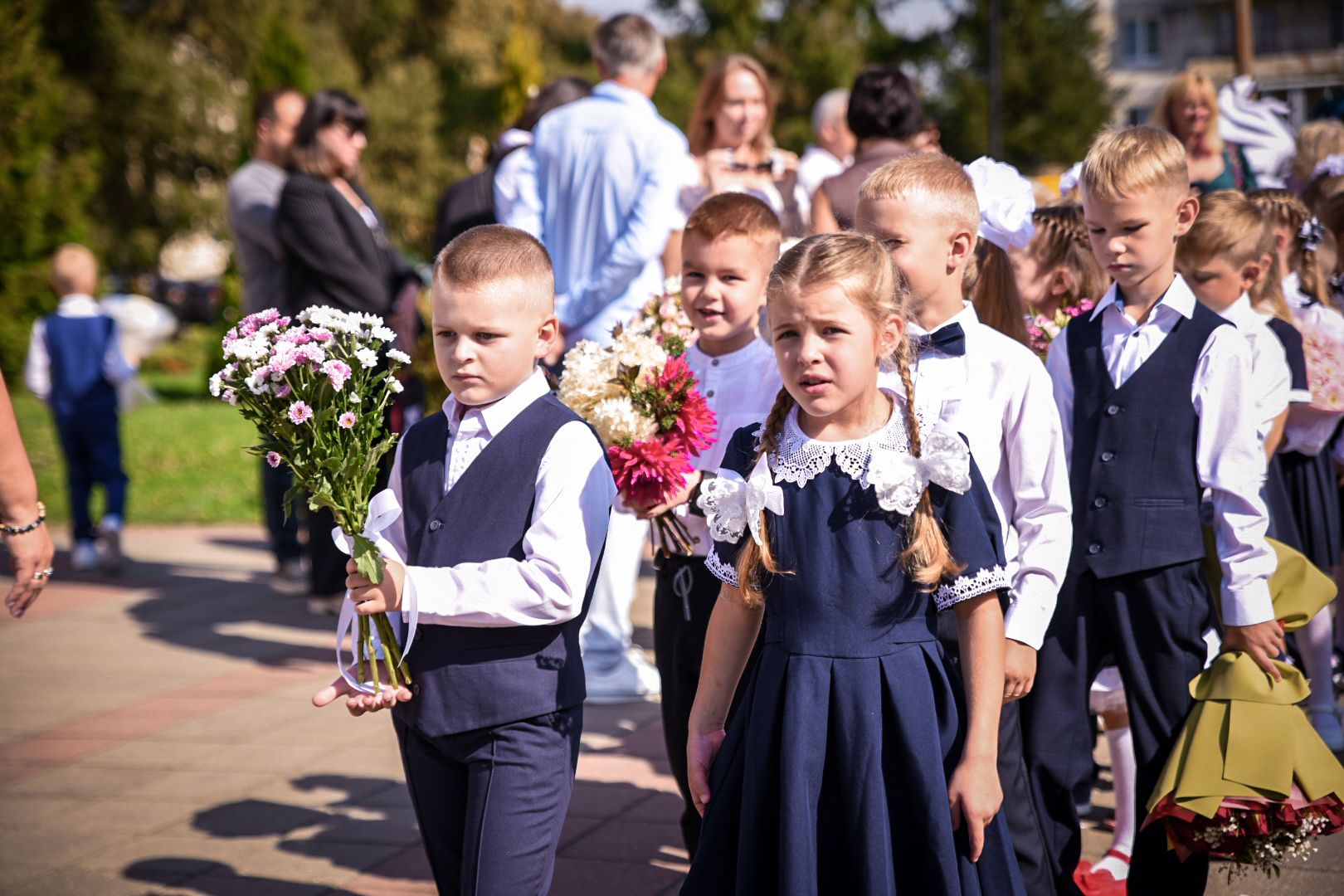 бронницы, день знаний в школе, 1 сентября , школа имени тимофеева в бронницах, дети,