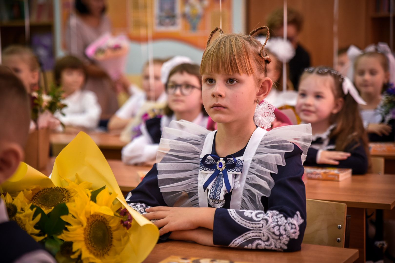 бронницы, день знаний в школе, 1 сентября , школа имени тимофеева в бронницах, дети,
