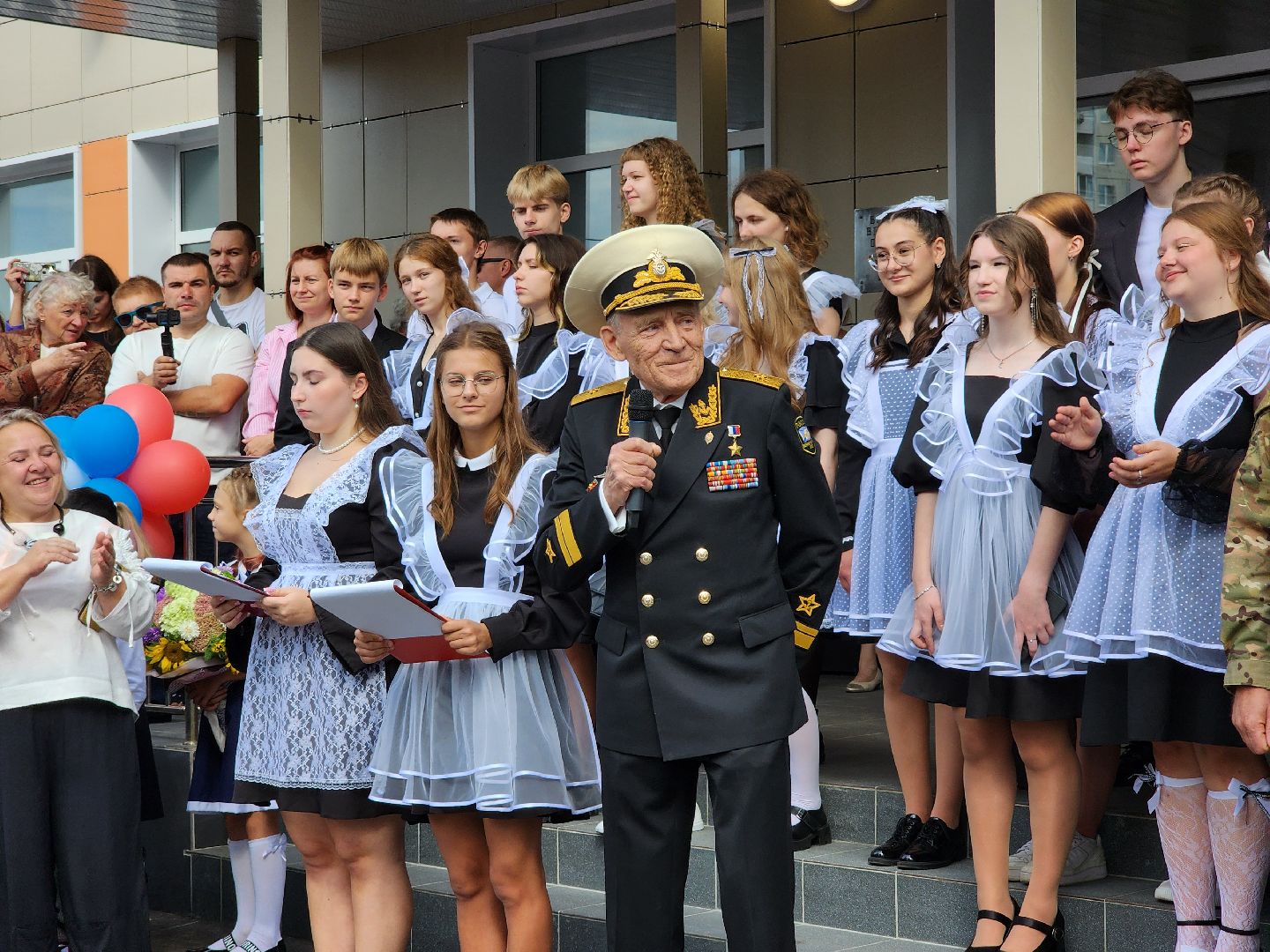 день знаний,  первое сентября, школьная линейка, рабочий поселок обухово, богородский городской округ,