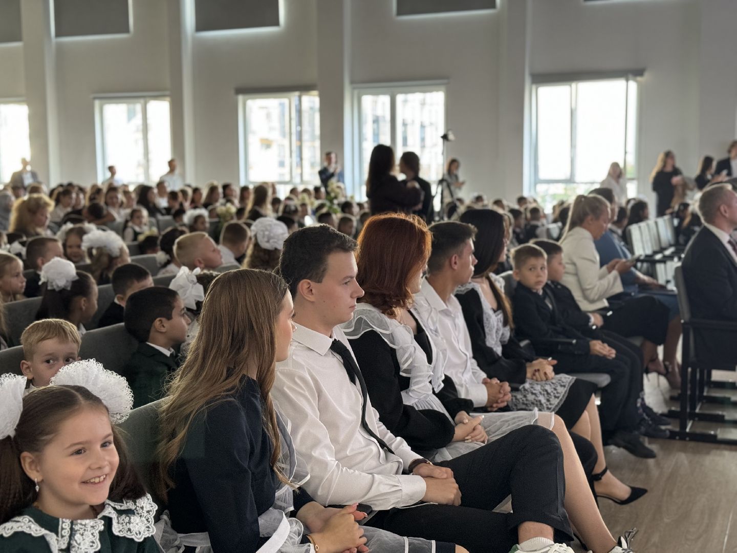 первое сентября, день знаний в школе, оц старт, первоклассники, ленинский городской округ,