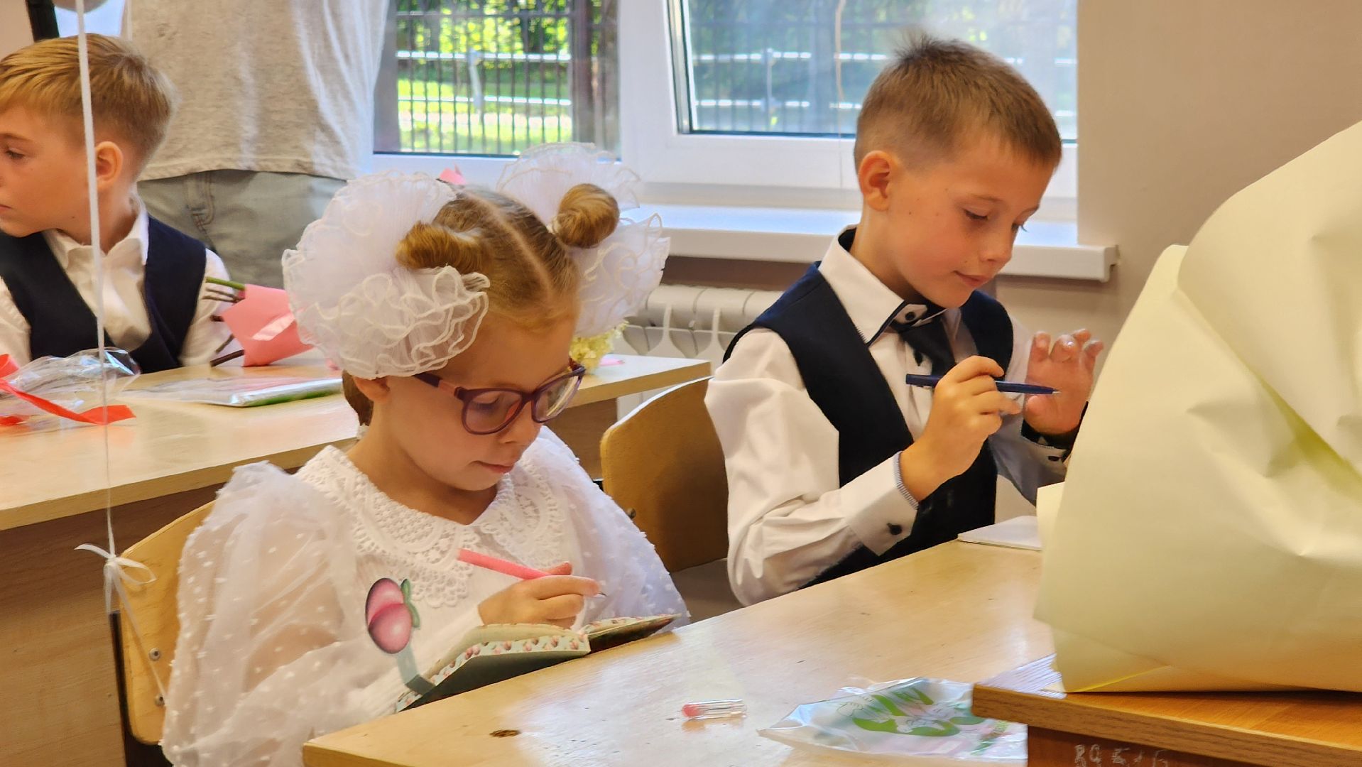 1 сентября, Обновленная школа в Монино, щёлково, поздравление ветерана,