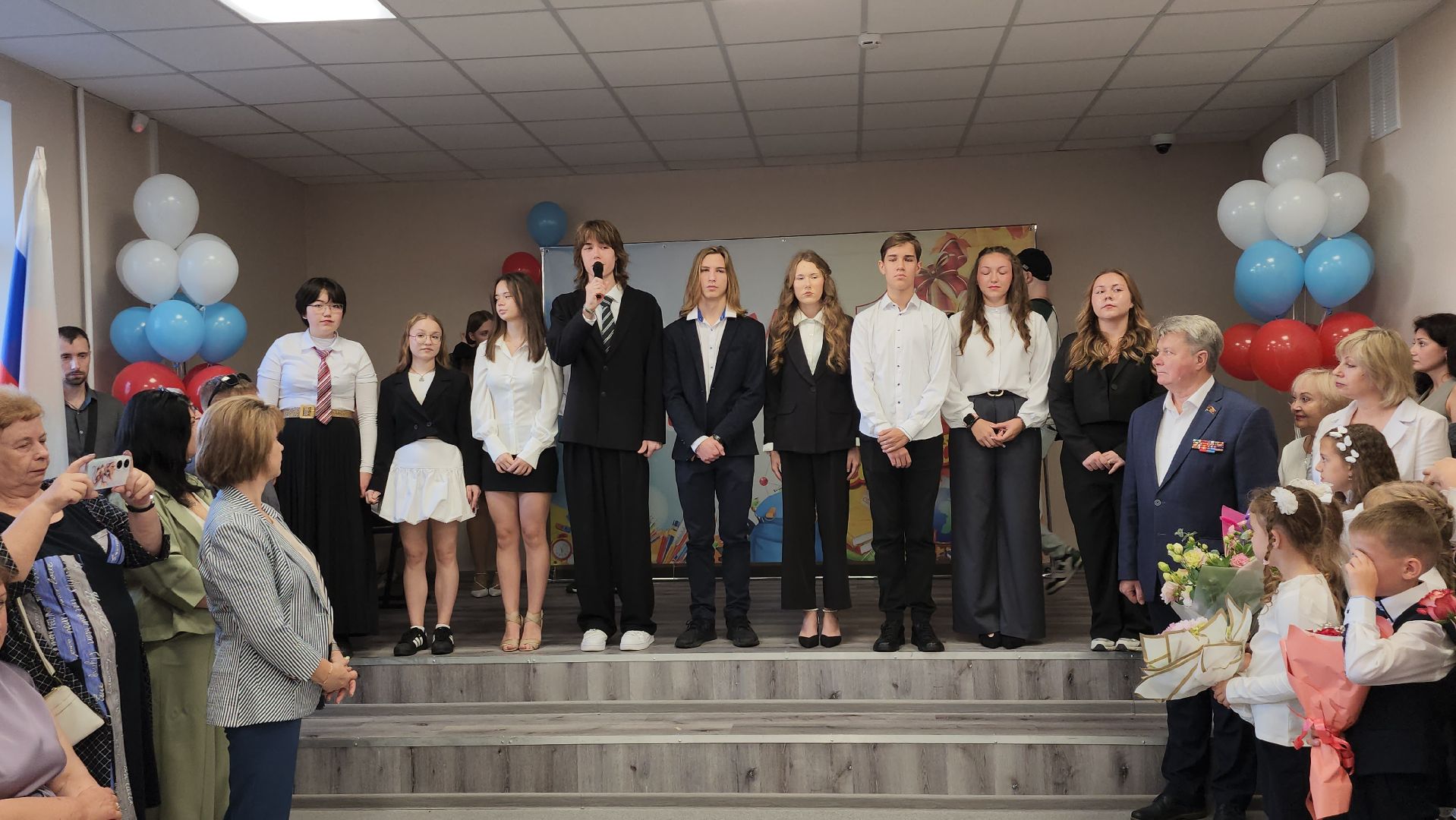 1 сентября, Обновленная школа в Монино, щёлково, поздравление ветерана,