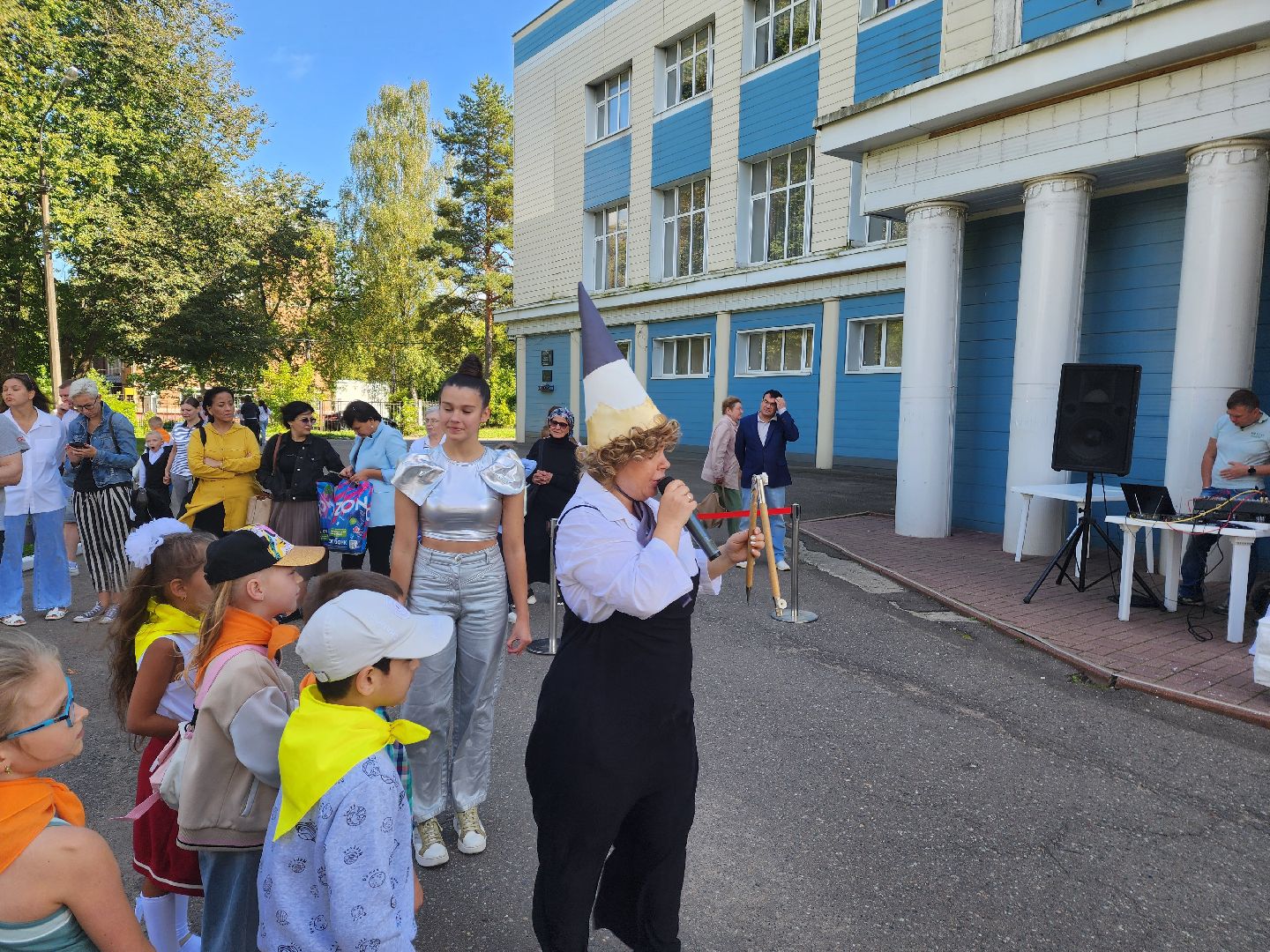 красноармейск, городской округ пушкинский, день знаний, первоклассники,