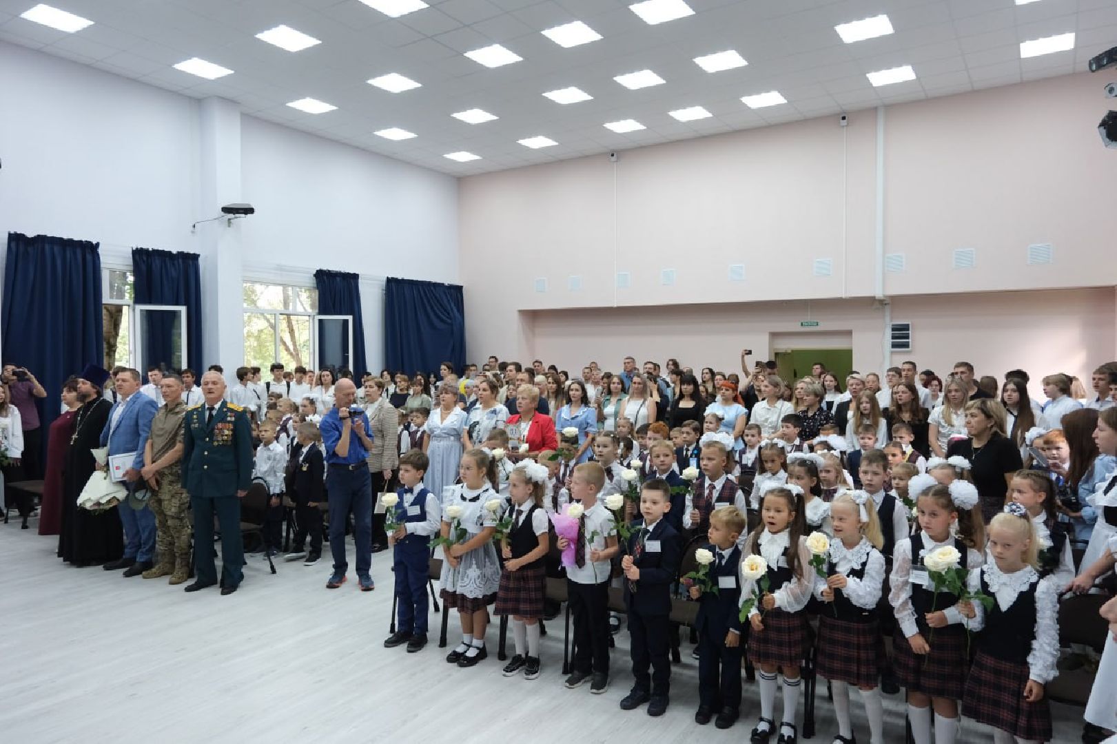 общество, образование, лыткарино, первый звонок, первое сентября, первоклассники,