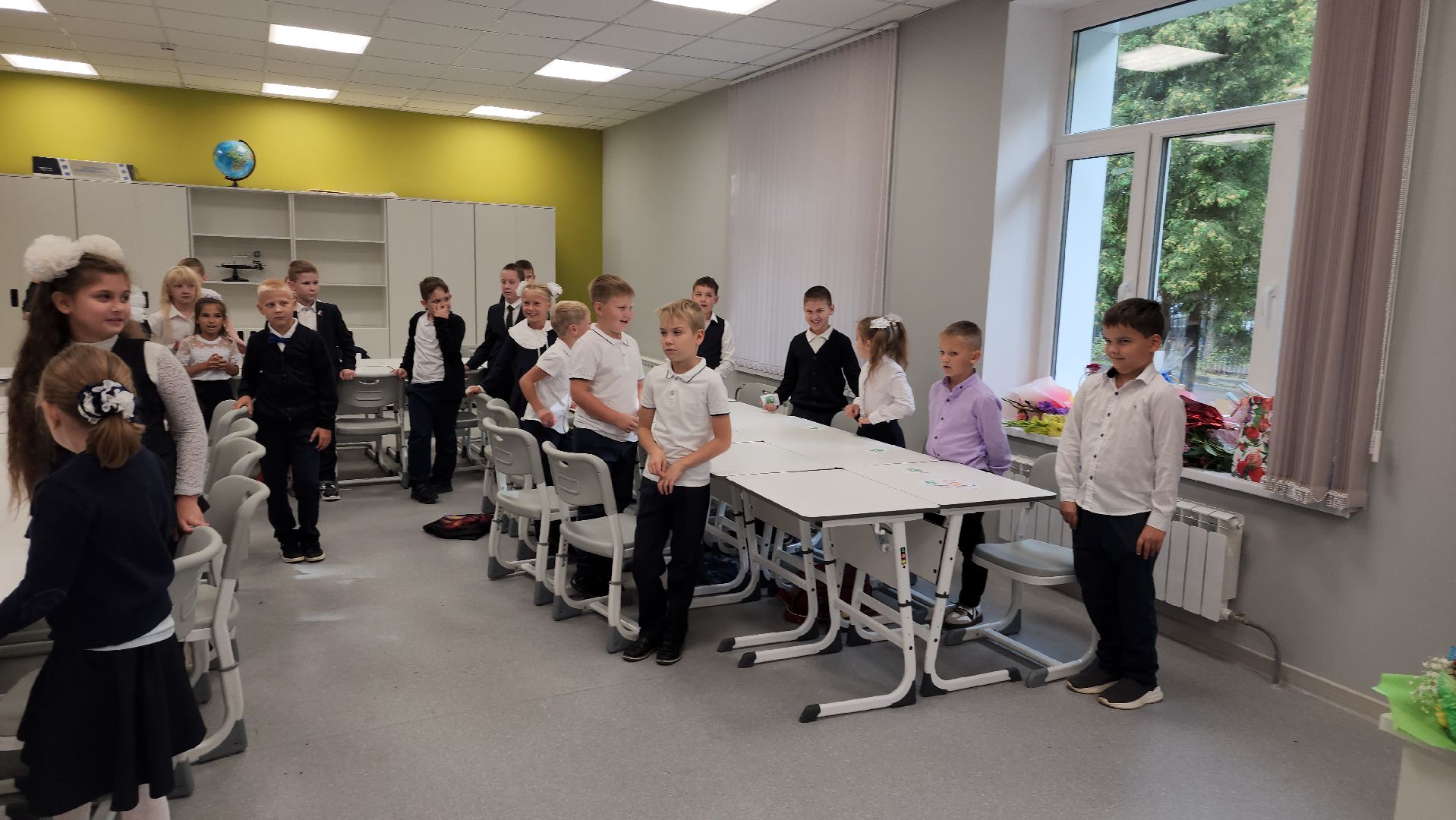 ашукино, ремонт школы, ашукинский образовательный комплекс, дети, день знаний, классный час,новое оборудование,кабинет, интерактивная доска,новая мебель,1 сентября,