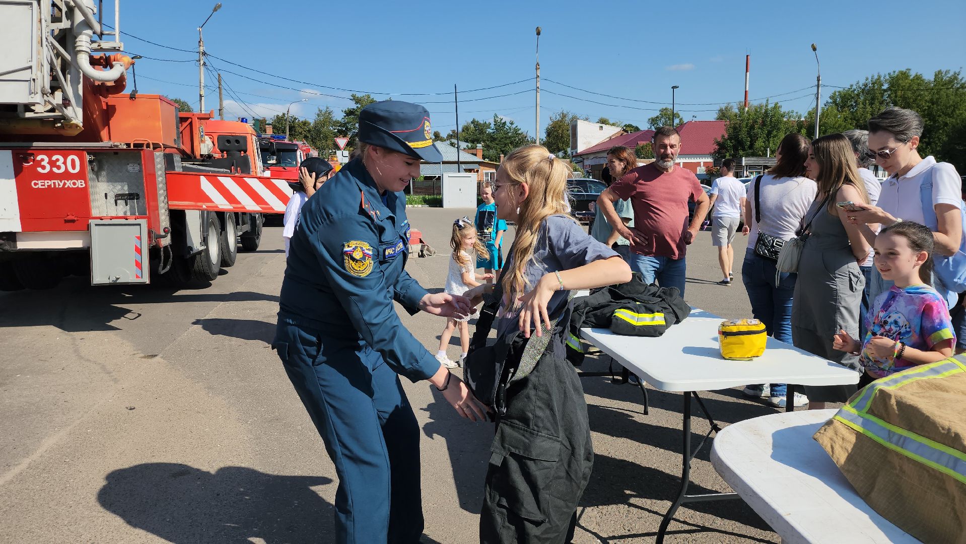 серпухов, подмосковье, мчс 35 лет, акция, безопасность,
