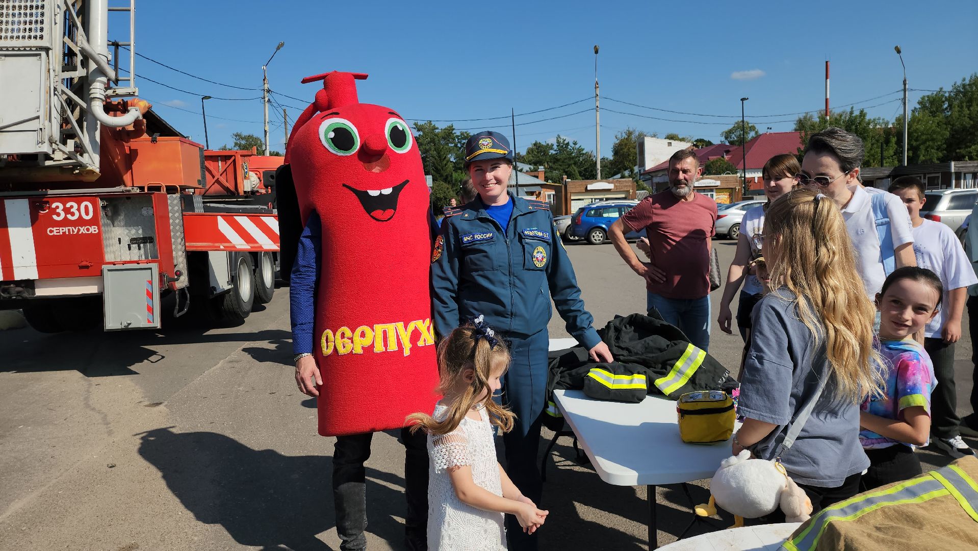 серпухов, подмосковье, мчс 35 лет, акция, безопасность,