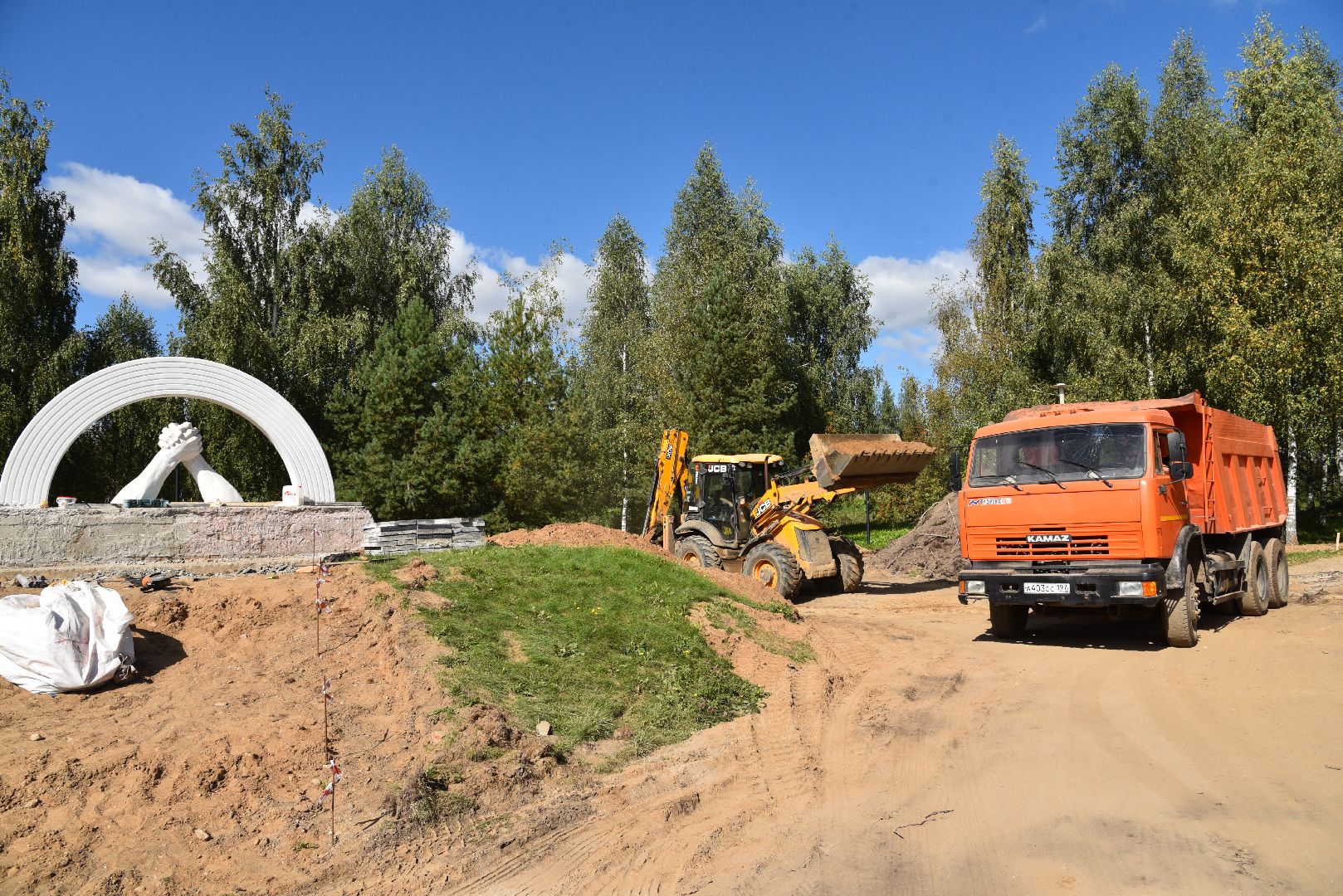 лотошино, стела населенный пункт воинской доблести, благоустройство,