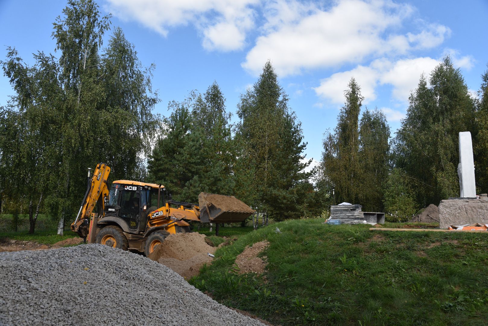 лотошино, стела населенный пункт воинской доблести, благоустройство,