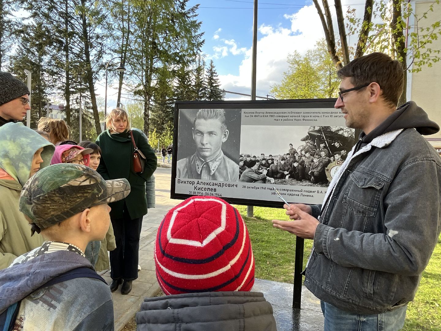 Наро-Фоминск, герои, День Победы, выставка, поисковый отряд