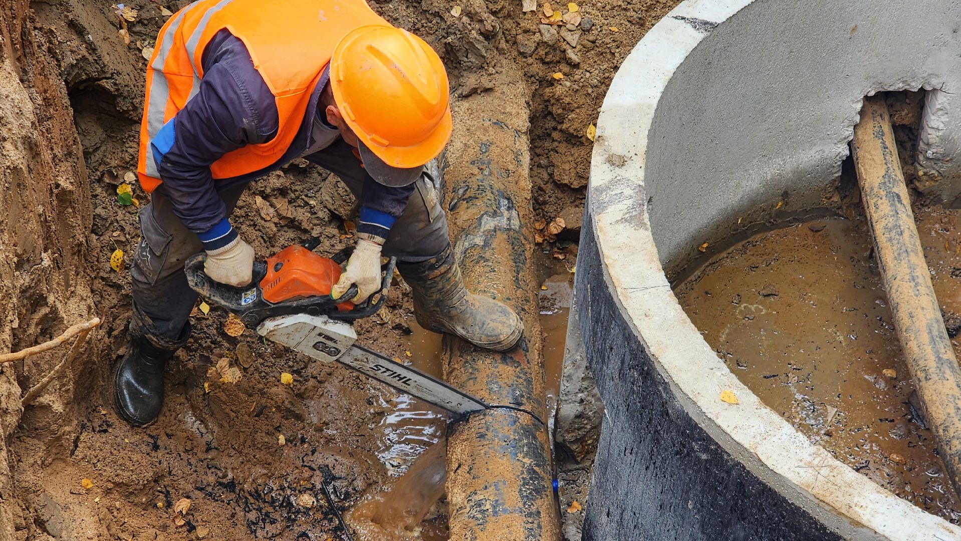 истра, жкх,ремонт трубопровода,