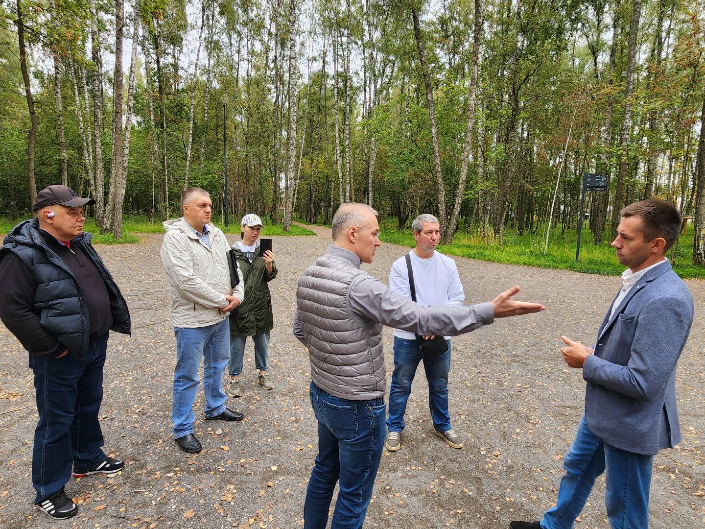 чехов, микрорайон губернский, улица уездная, лесопарк, благоустройство , строительство, проверка, депутат госдумы александр коган, инспекция, комиссия, заместитель главы округа александр ротнов, встреча с жителями , обращения граждан,госпрограмма московской области, формирование комфортной городской среды,