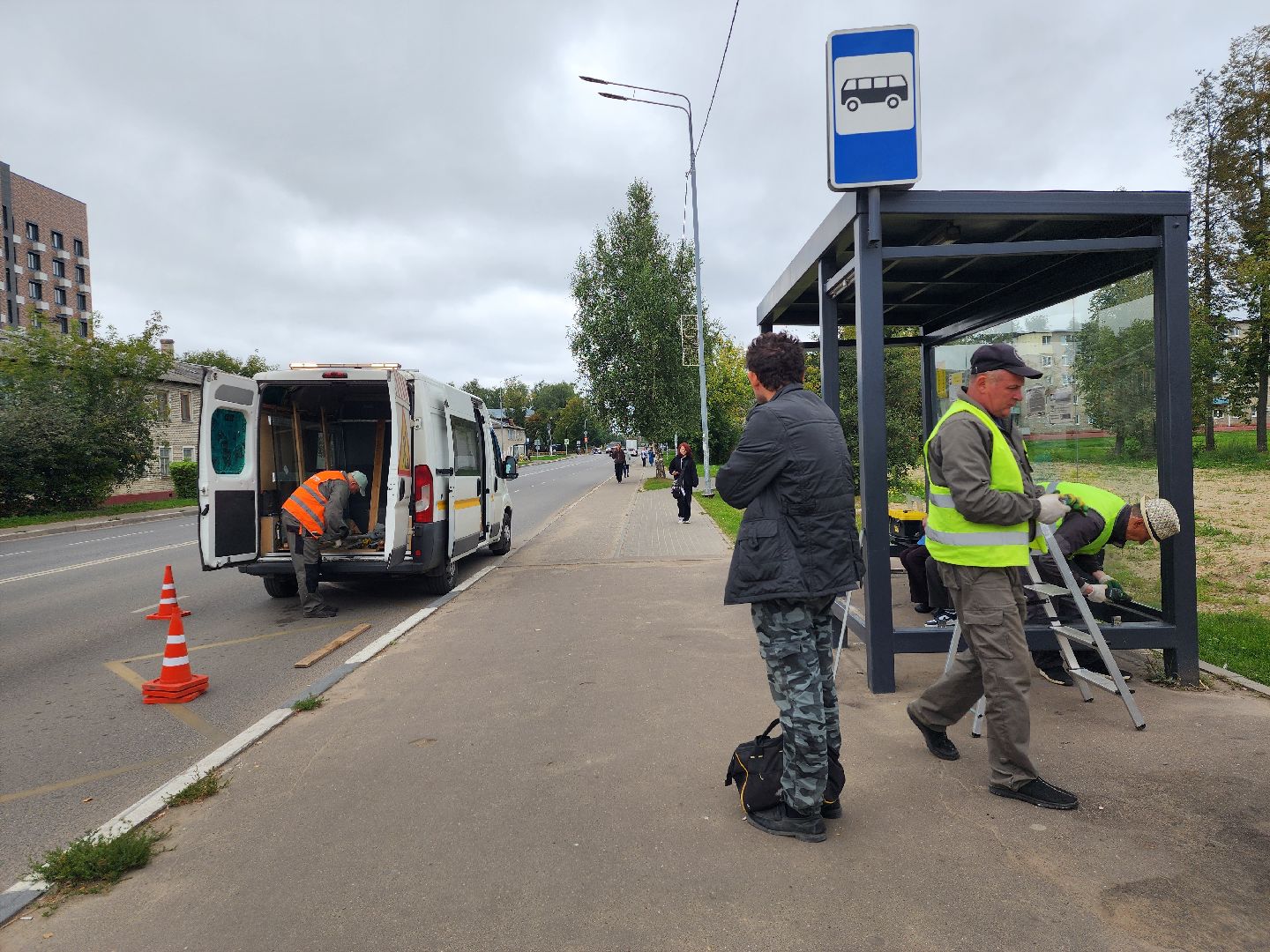 остановочный павильон,автобусная остановка, стеклянная остановка, старая купавна, богородский городской округ,