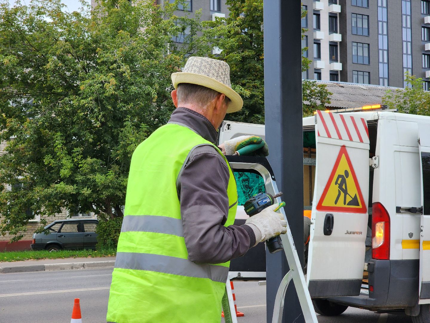 остановочный павильон,автобусная остановка, стеклянная остановка, старая купавна, богородский городской округ,
