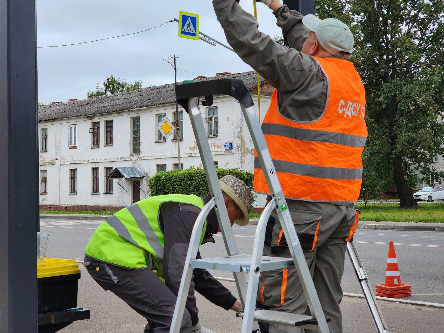 остановочный павильон,автобусная остановка, стеклянная остановка, старая купавна, богородский городской округ,