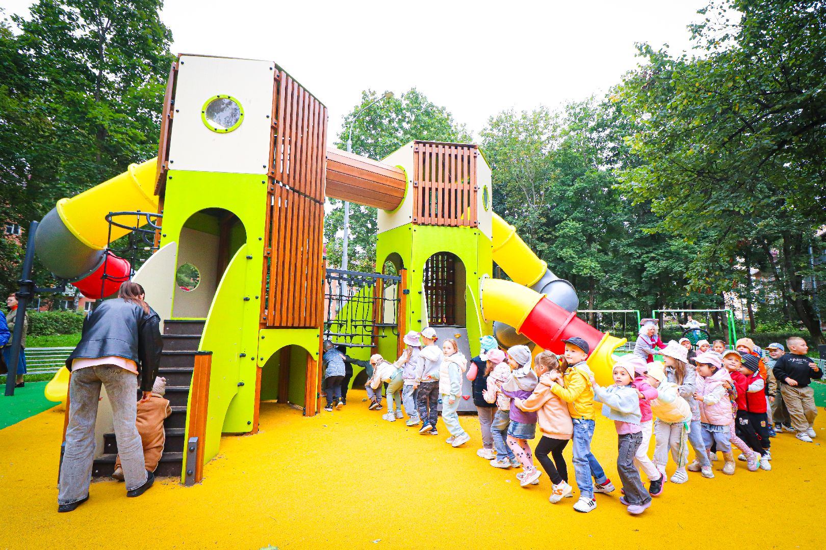 клин, общество, дети, открытие детской площадки, благоустройство,