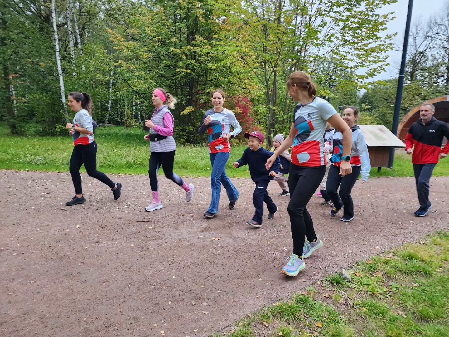 фрязино, бег в парке, спорт - это жизнь,