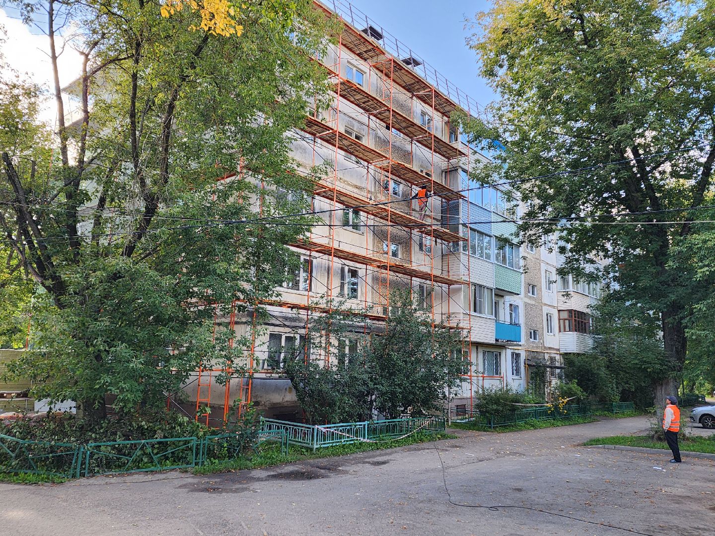 чехов,  микрорайон венюково, улица гагарина 56, капремонт фасада, реконструкция, фасадные работы, капитальный ремонт, гидроизоляция, теплоизоляция, специальные панели, региональная программа Московской области, краткосрочный план ремонта, инженерные сети, фонд капремонта московской области,добродел,