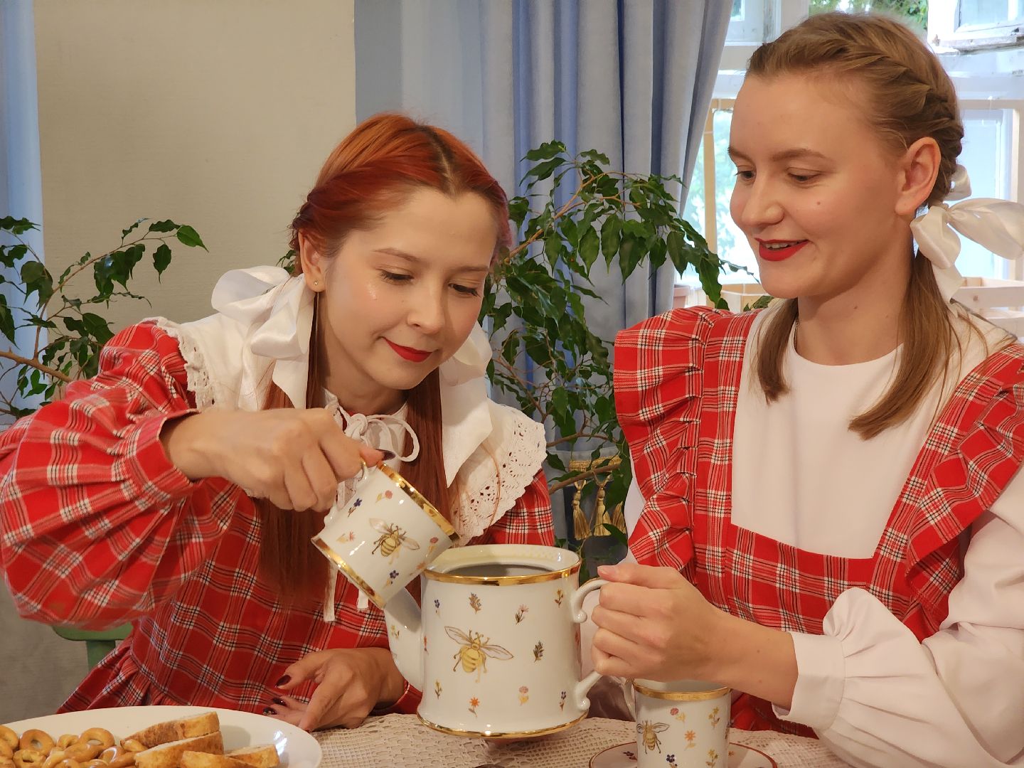 дулевский фарфор, ликино-дулево, орехово-зуевский округ,