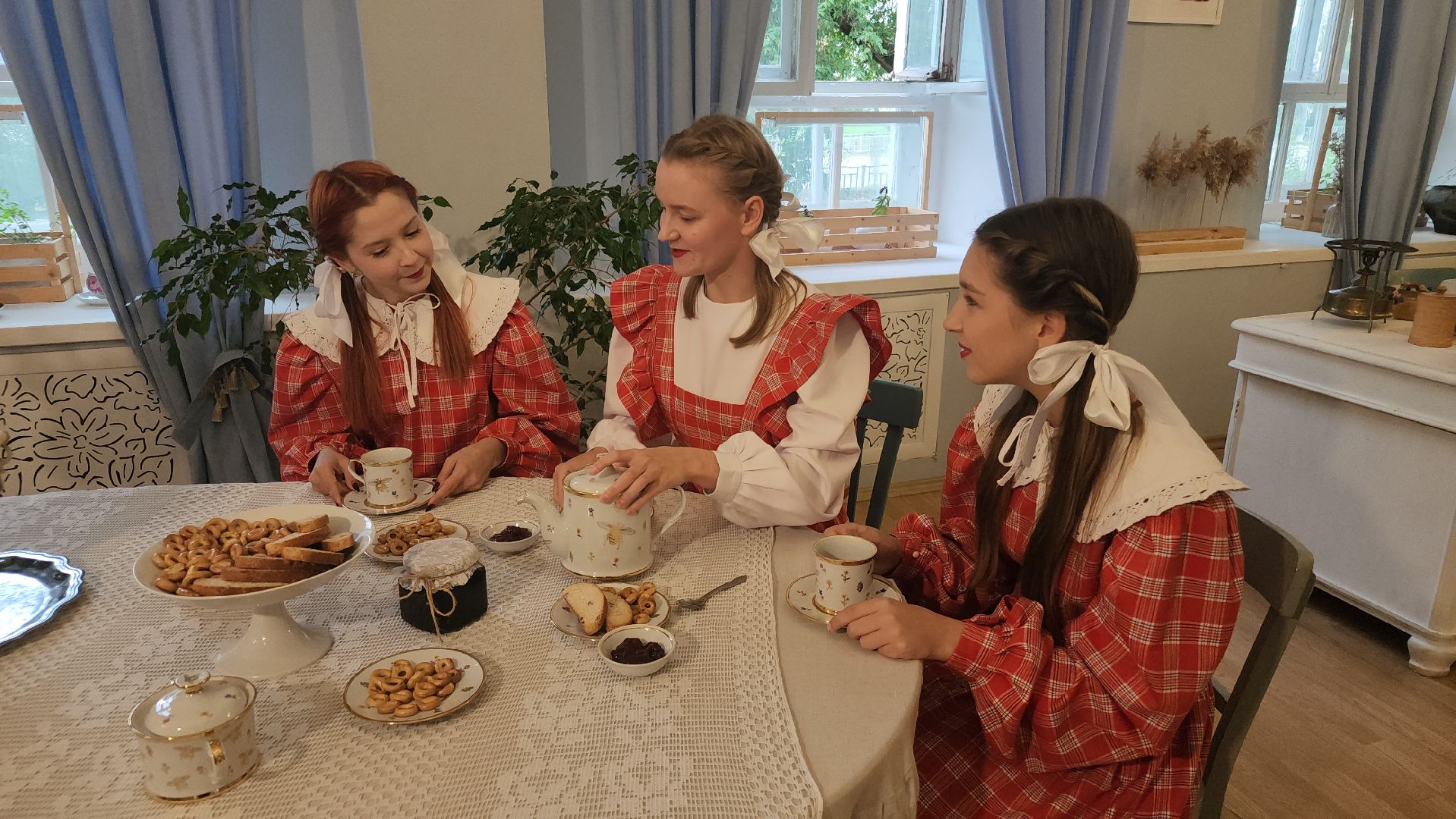 дулевский фарфор, ликино-дулево, орехово-зуевский округ,