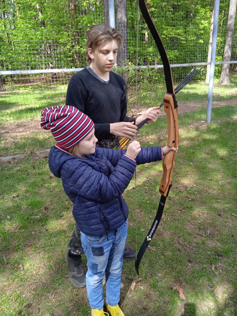 городской, парк, гуляния, рыцари, современные, меч, лук