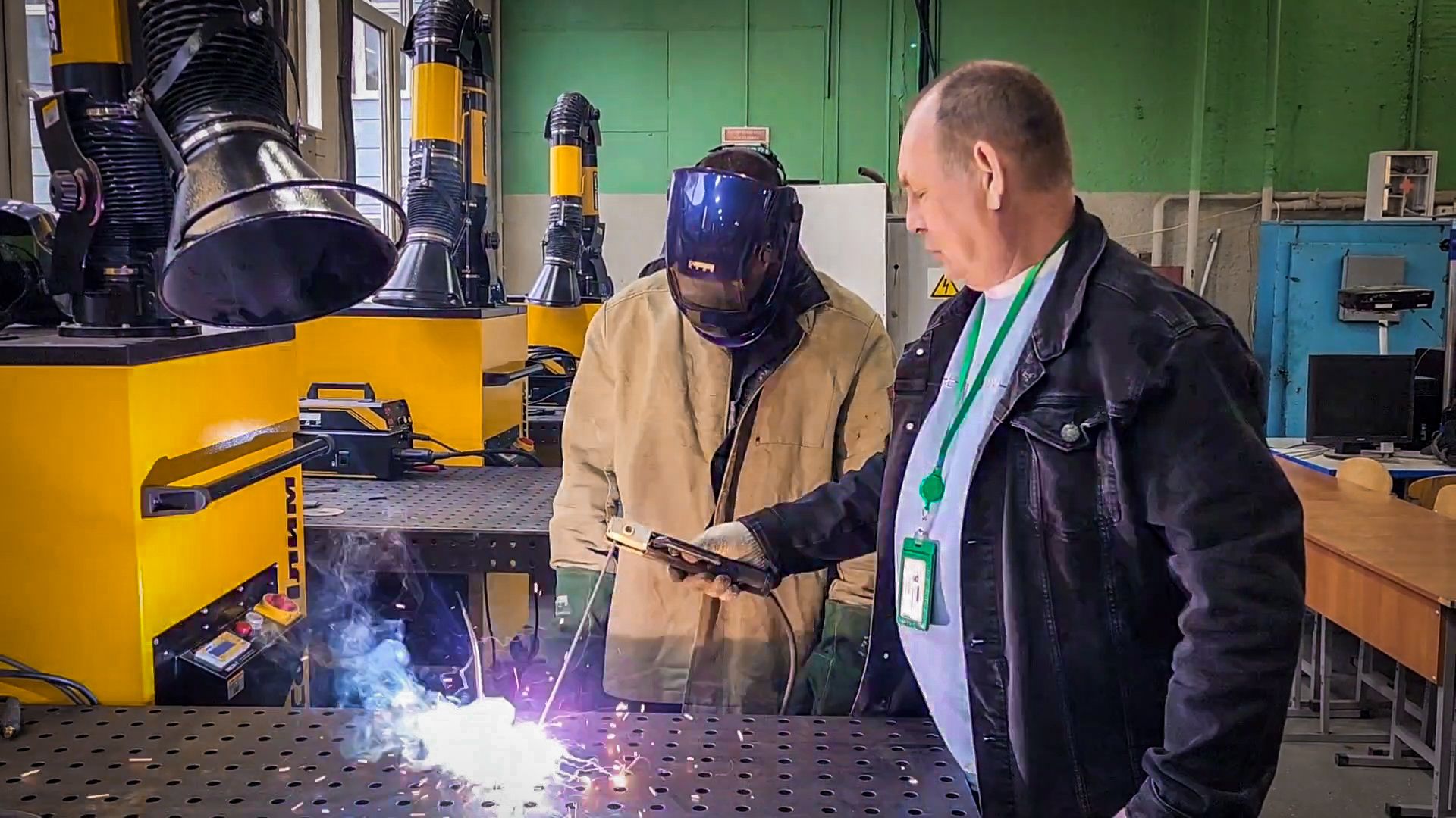 бронницы, автомобильно-дорожный колледж в бронницах, новое оборудование в колледже бронниц, сварочное оборудование в колледже,