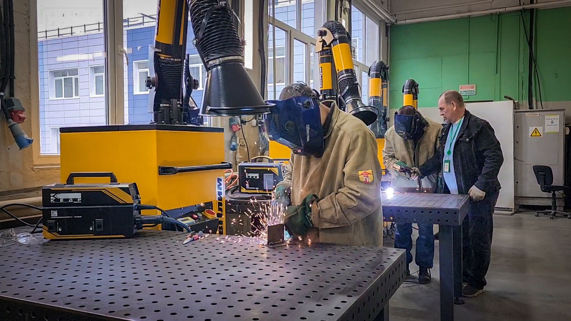 бронницы, автомобильно-дорожный колледж в бронницах, новое оборудование в колледже бронниц, сварочное оборудование в колледже,