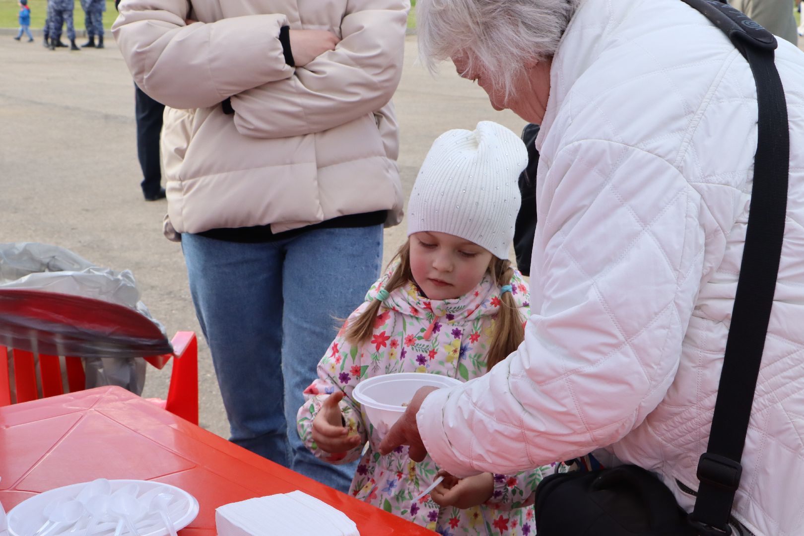 Серебряные Пруды, парк, солдатская каша