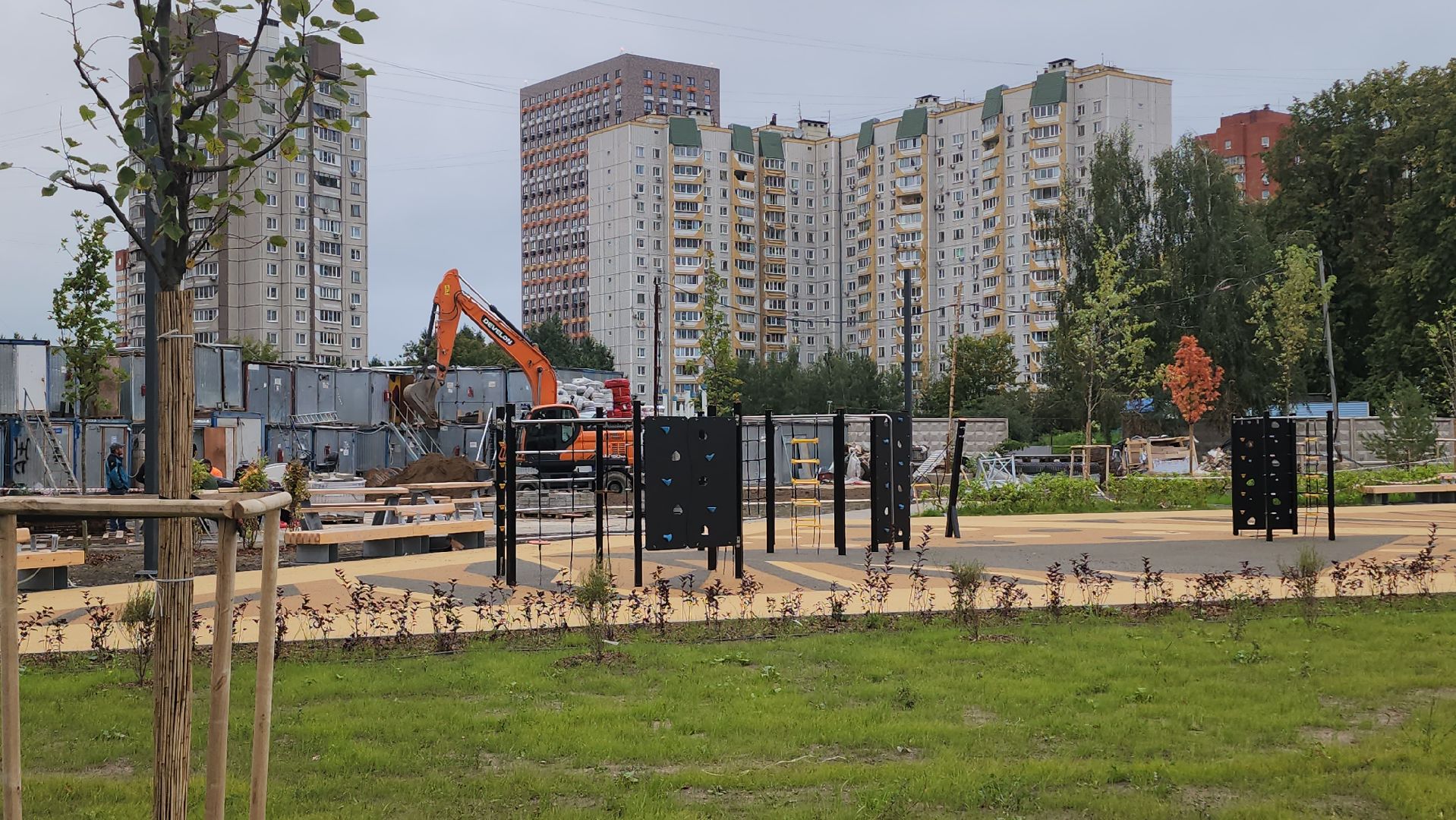 люберцы, выездная администрация, глава городского округа люберцы владимир волков, жители, строители , новая школа,