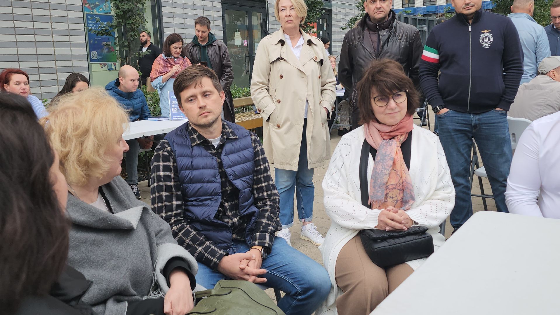 люберцы, выездная администрация, глава городского округа люберцы владимир волков, жители, строители , новая школа,