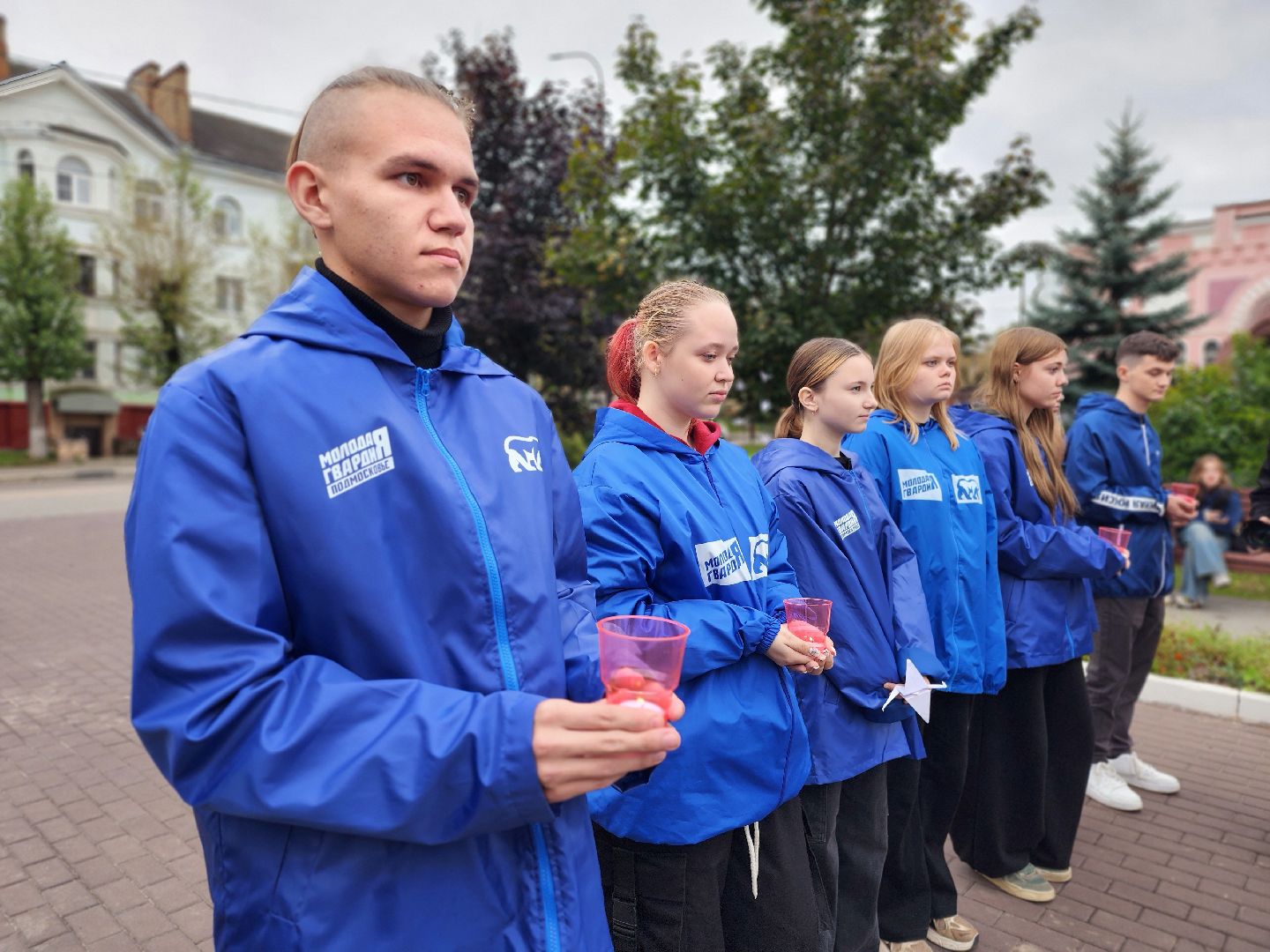 фрязино, день памяти трагедии в беслане, митинг, акция памяти жертв теракта, молодогвардейцы, молодежный центр,