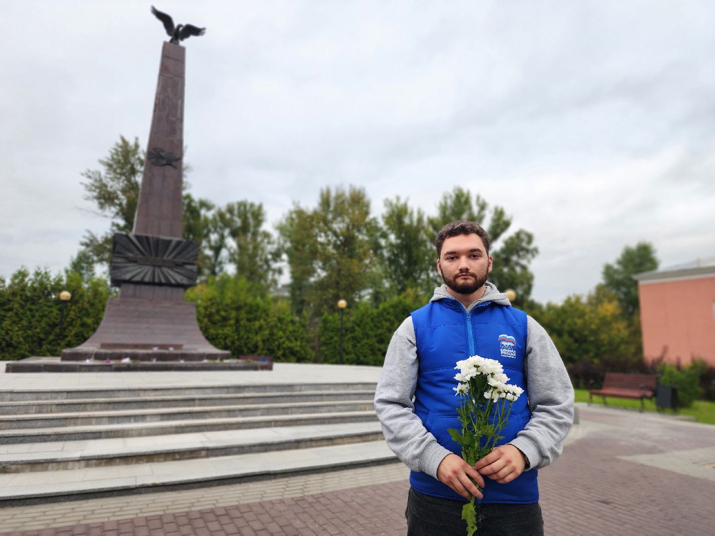 фрязино, день памяти трагедии в беслане, митинг, акция памяти жертв теракта, молодогвардейцы, молодежный центр,