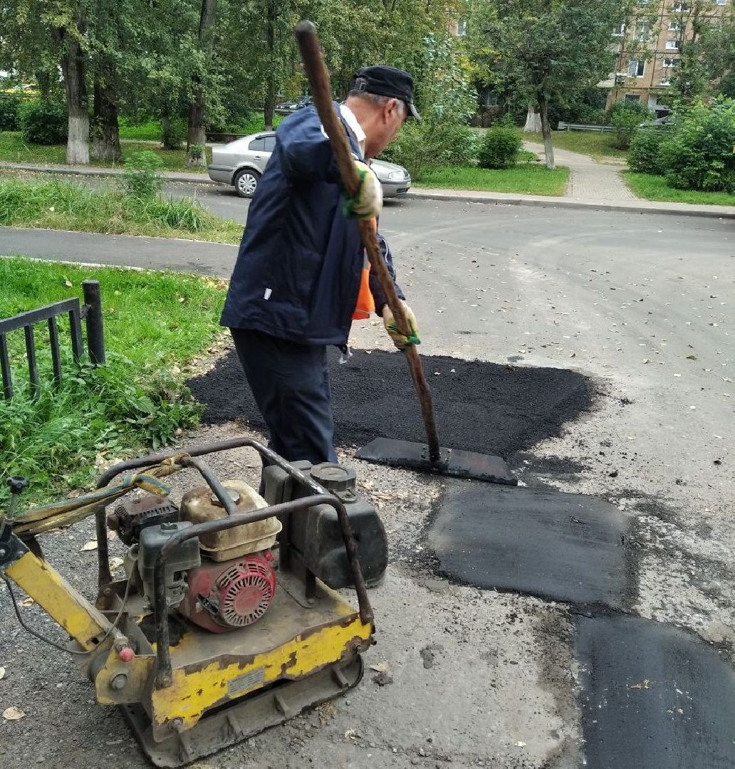 ивантеевка, пушкинский, ямочный ремон, ямочный ремонт дорог, коммунальная служба, асфальтовое покрытие,внутриквартальная дорога, жители,
