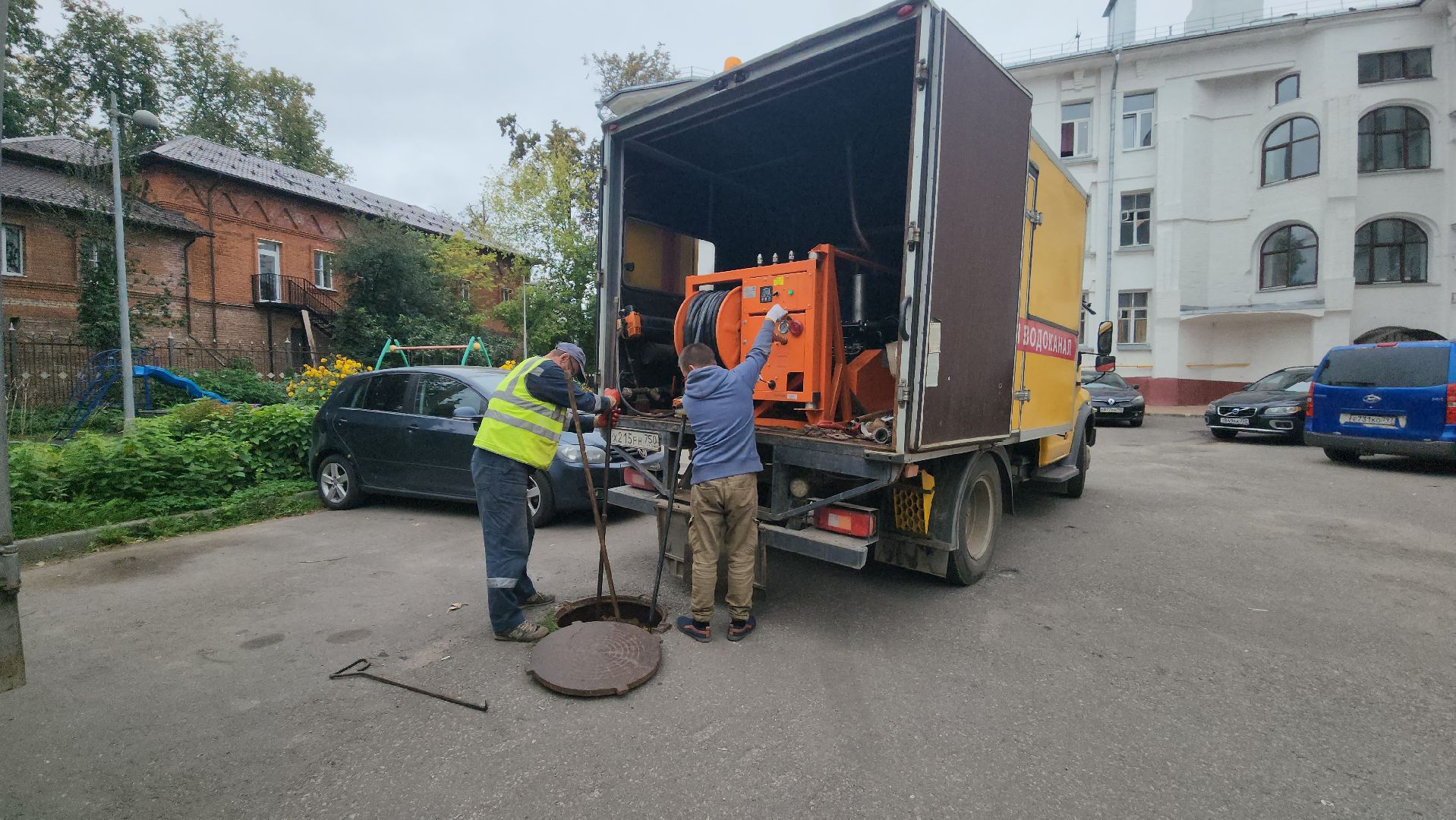 ивантеевка, пушкинский, засор канализации, люк, прочистка канализации,водоканал, канализационные сети,устранение проблемы,