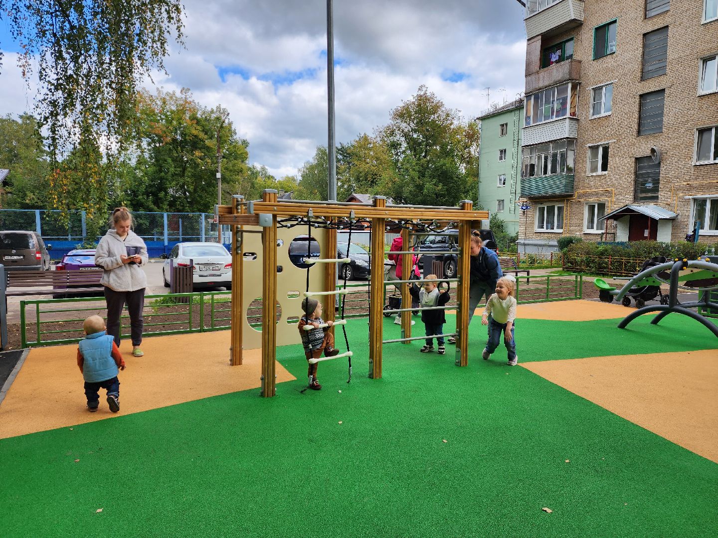 раменское, благоустройство, комплексное благоустройство дворов многоквартирных домов , модернизация детских площадок , поселок кратово улица мичурина,