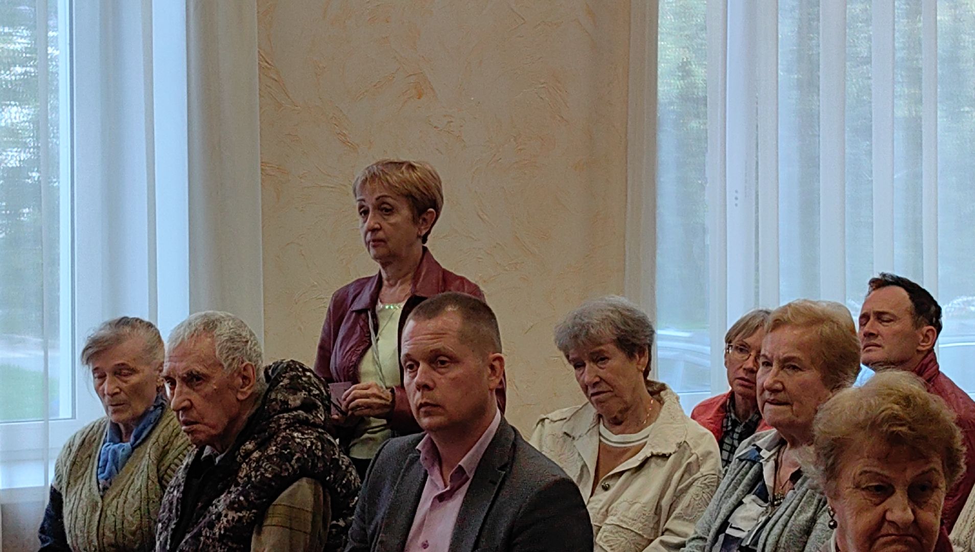 больница, администрация, жители, поликлиника, препарат, врач,