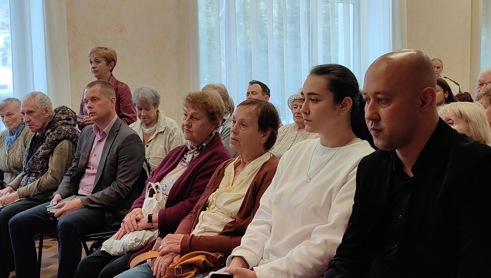 больница, администрация, жители, поликлиника, препарат, врач,