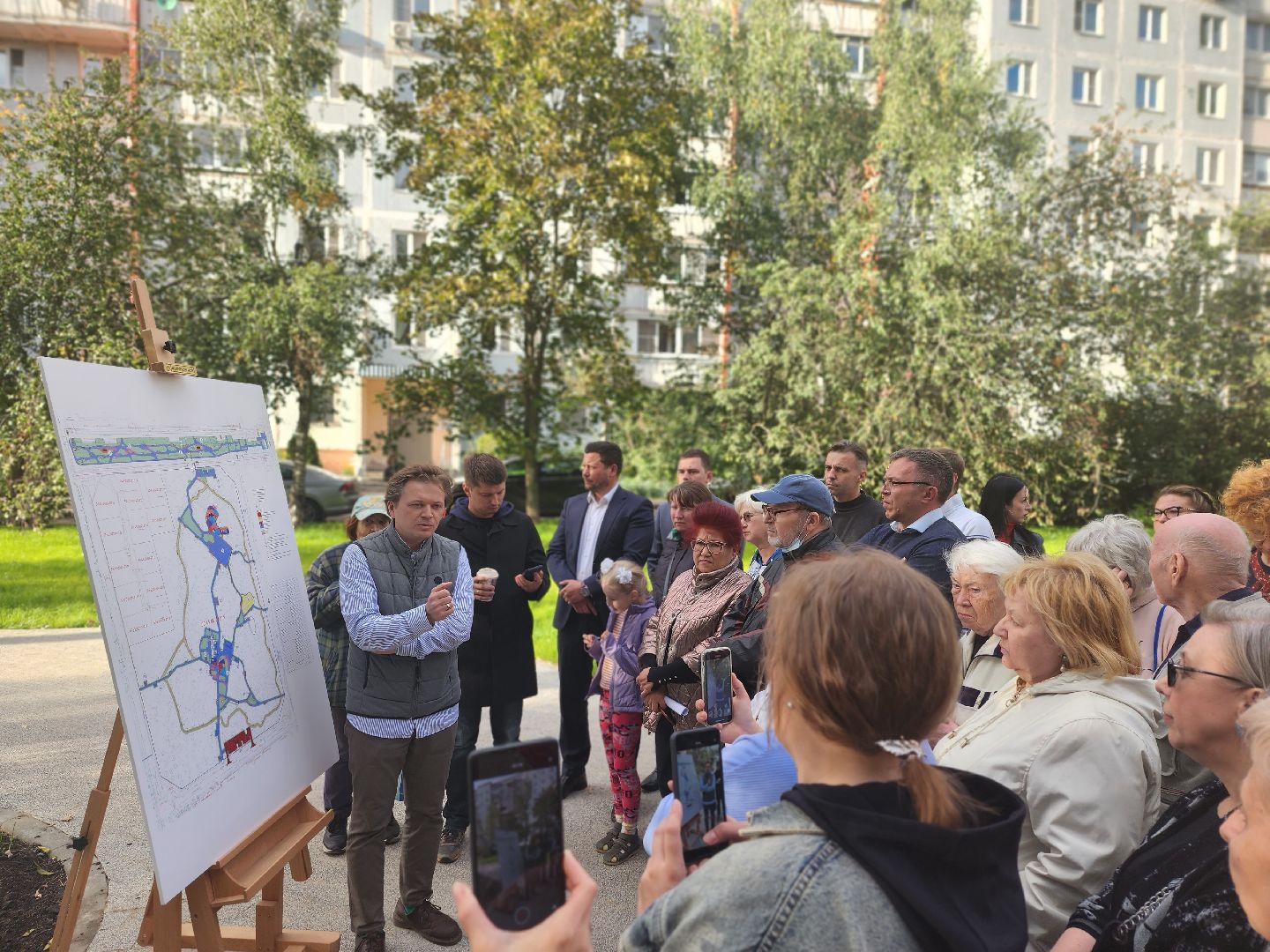 королёв, папанинская дача в королеве, встреча власти и жителей ,