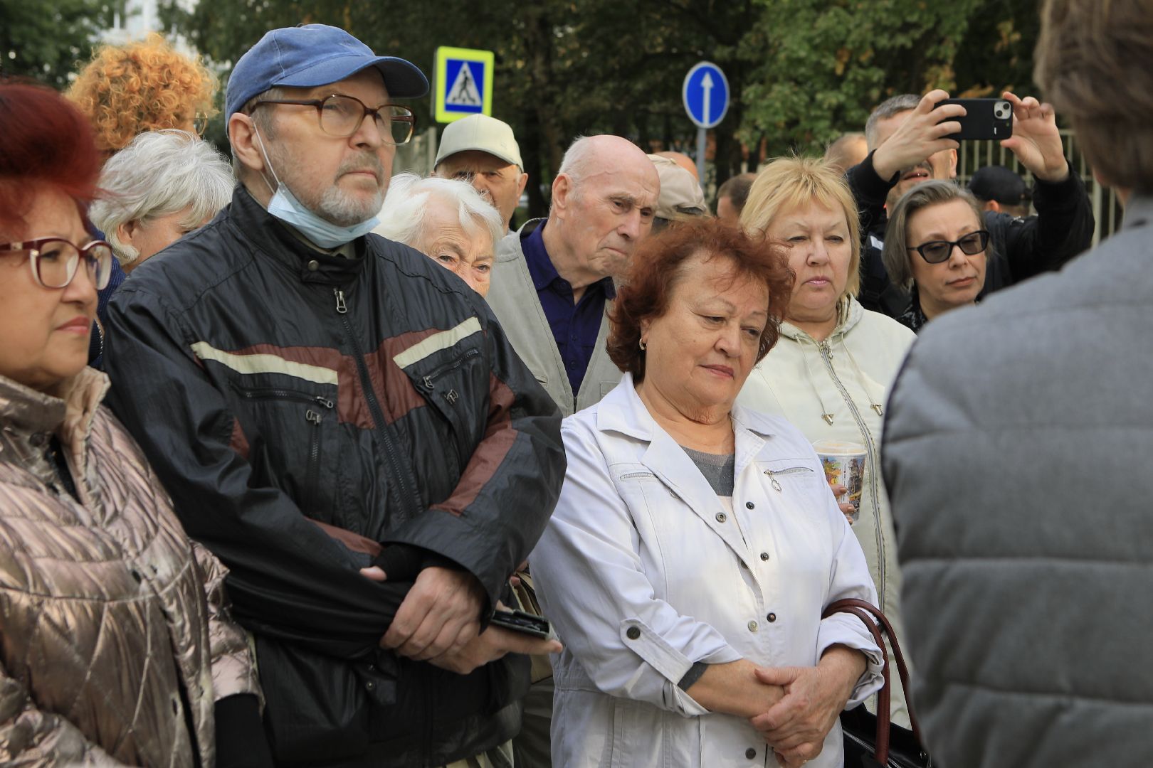 королёв, папанинская дача в королеве, встреча власти с жителями,
